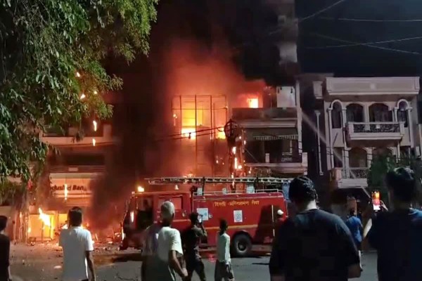 দিল্লিতে শিশু হাসপাতালে আগুনলেগে, ৭ নবজাতক শিশুর মৃত্যু
