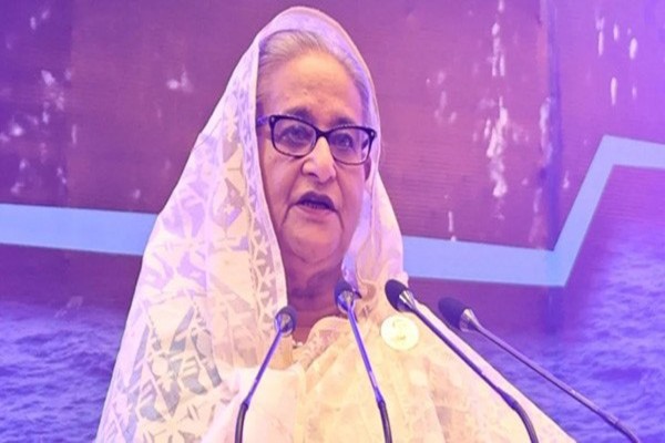 আমরা যুদ্ধ চাই না, শান্তি চাইঃ শেখ হাসিনা