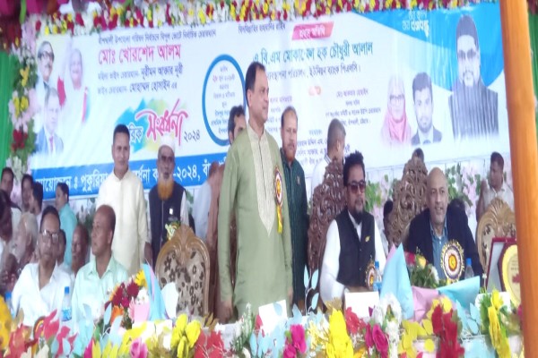 নবনির্বাচিত উপজেলা চেয়ারম্যানকে নাগরিক কমিটির গণসংবর্ধনা