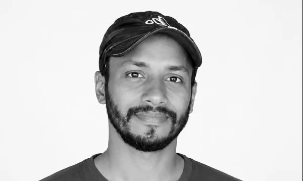 বউ-শাশুড়ির ঝগড়া থামাতে গিয়ে প্রাণ গেল প্রতিবেশী যুবকের